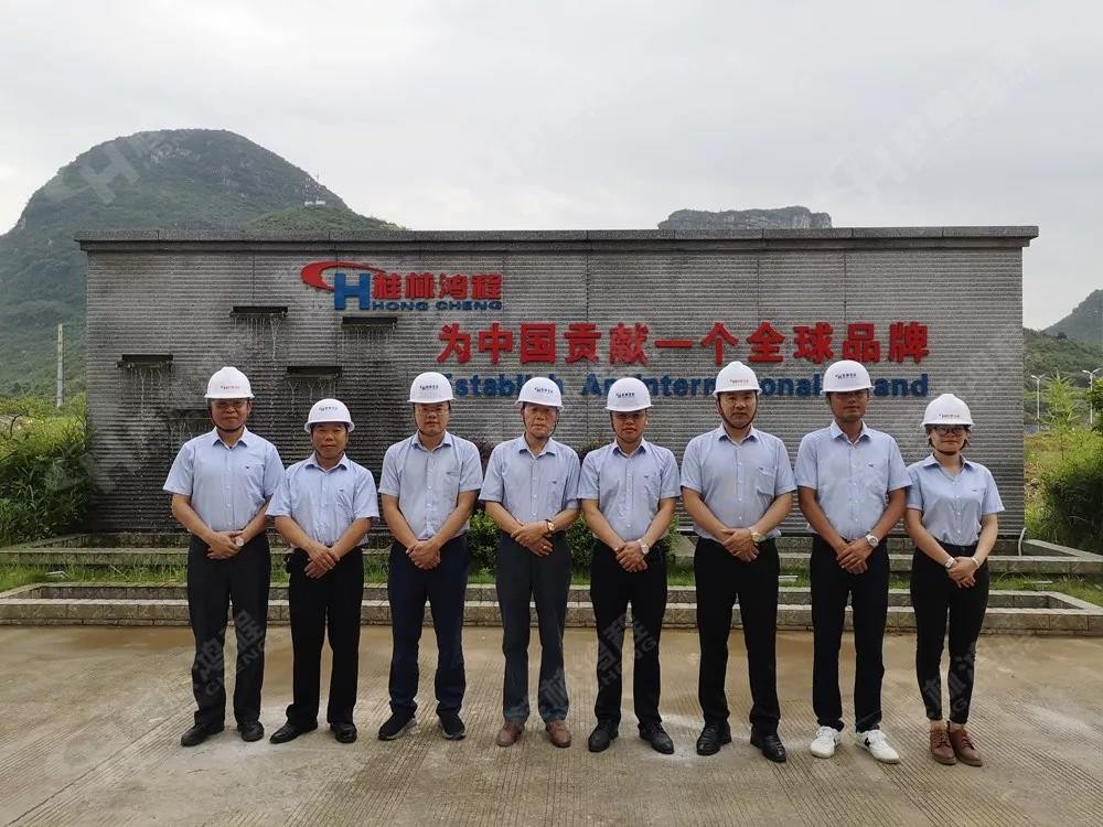 桂林鴻程機電設(shè)備有限公司廠區(qū)2#生產(chǎn)廠房開工大吉！